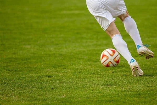 Stavanger şehrindeki Viking Stadyumu'nda oynanan hakem Miguel Nogueira'nın yönettiği karşılaşmanın 1.
