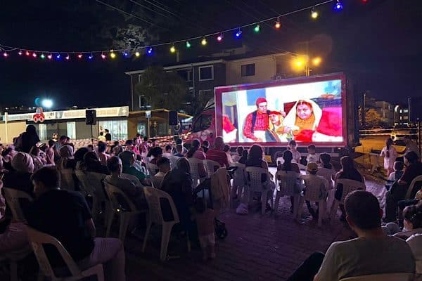 Yalova Belediyesi, kültür-sanat faaliyetleri kapsamında başlattığı “Kültür Yolda” etkinliklerini mahallelerde