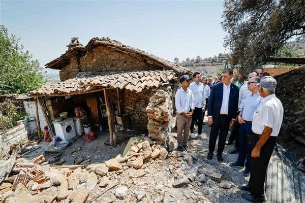 İzmir Büyükşehir Belediyesi haziran ve temmuz aylarında kent genelinde meydana