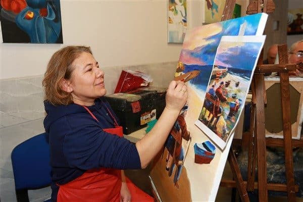 Derslerin 25 Eylül tarihinde start vereceği YENİMEK kurslarında; El sanatları, Sanat