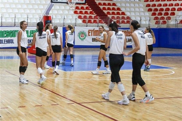 Etimesgut’u play-off turlarında temsil eden takım, 2025-2026 sezonuna da büyük